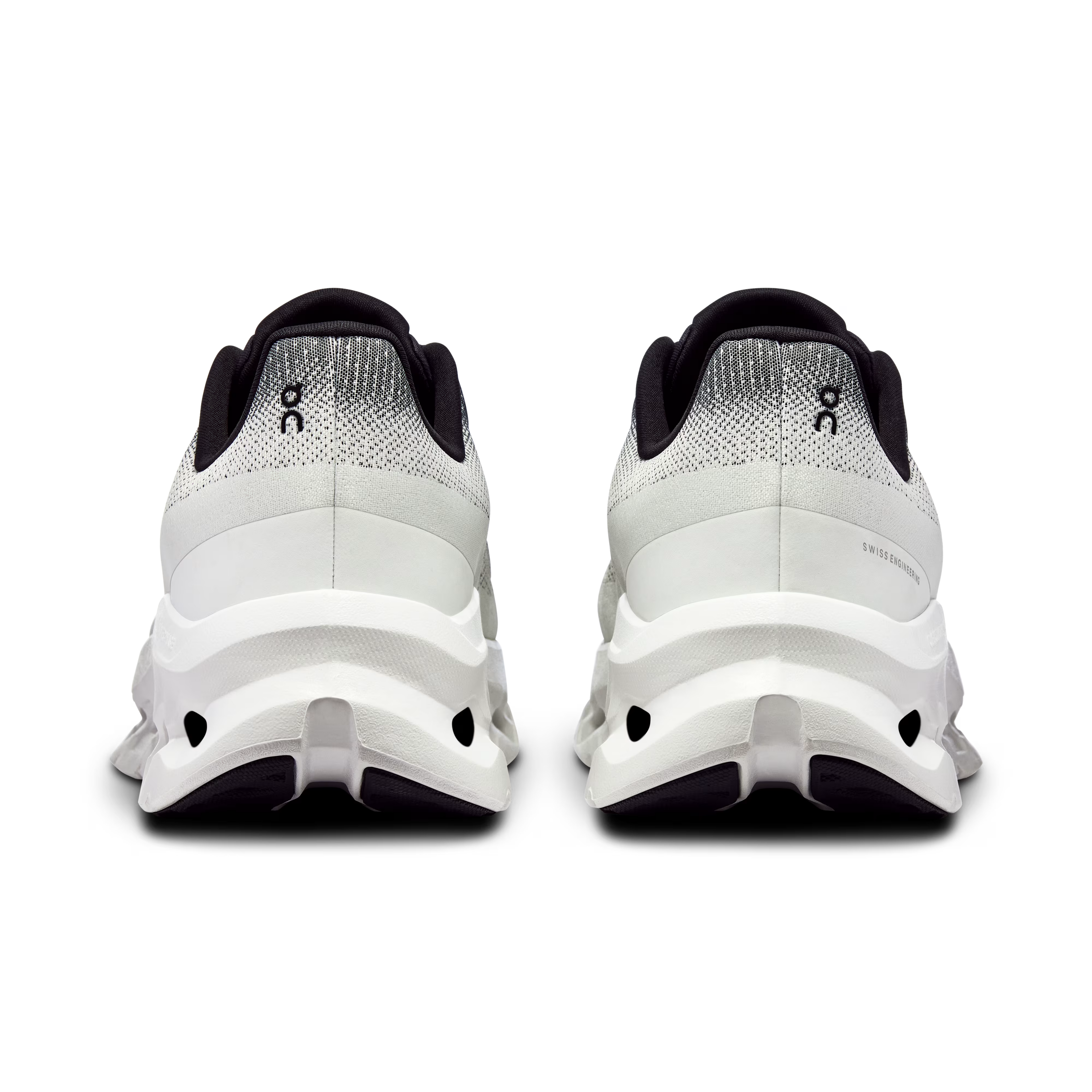 On Cloud Cloudtilt | Black/Ivory
